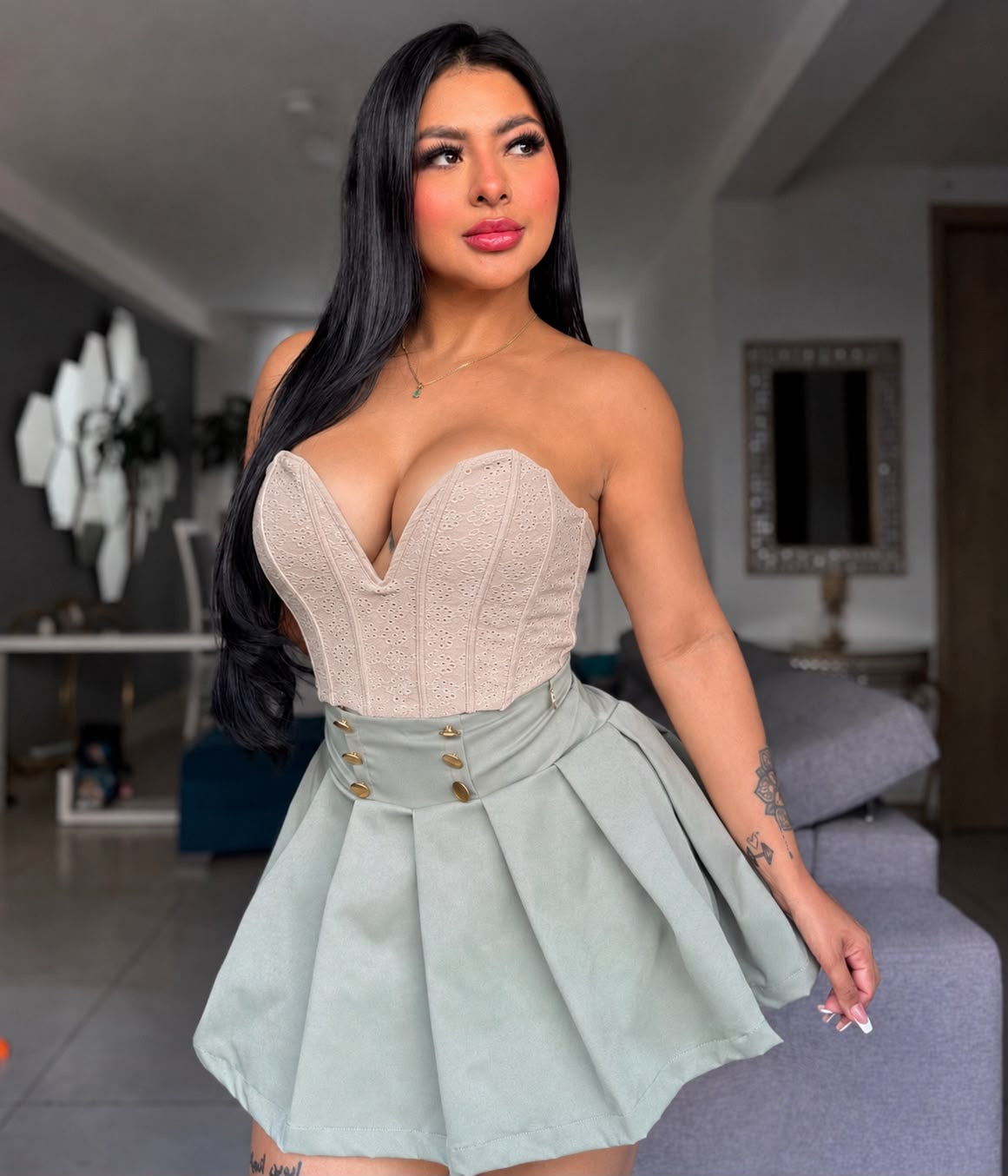 Falda short ref 7674UR